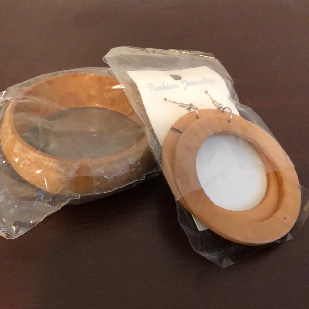 Wooden set